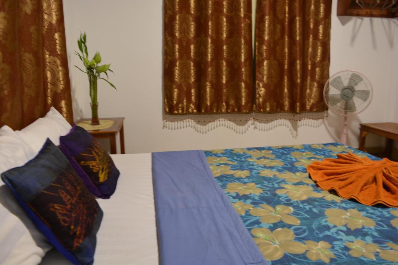 Alis' House Hostel Siem Reap Buitenkant foto